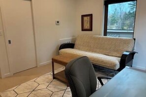 Télévision, table de tennis de table