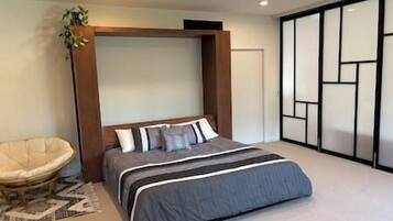 1 soverom, strykejern/-brett, wi-fi (inkludert) og sengetøy