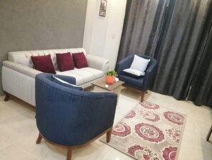 Living area - 1418 · 2 BR entire apartment (Sheikh Zayed)