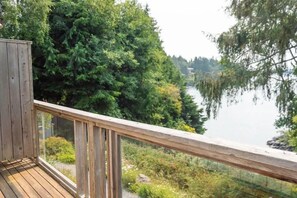 Deluxe Room, 1 King Bed, Ocean View | Balcony view - Tofino Oceanfront Hotel Suite 3 (Tofino)