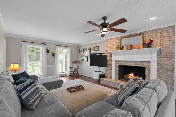 House, Multiple Beds, Patio, Garden View (Southern Sunshine Retreat) | Living area | 42-inch flat-screen TV with digital channels - Southern Sunshine Retreat (Easley)