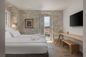 Deluxe Double Room, Garden View | Laptop workspace, free WiFi - Casa Columba (Makarska)