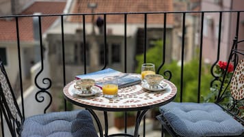 Espaço de trabalho para notebook, Wi-Fi de cortesia