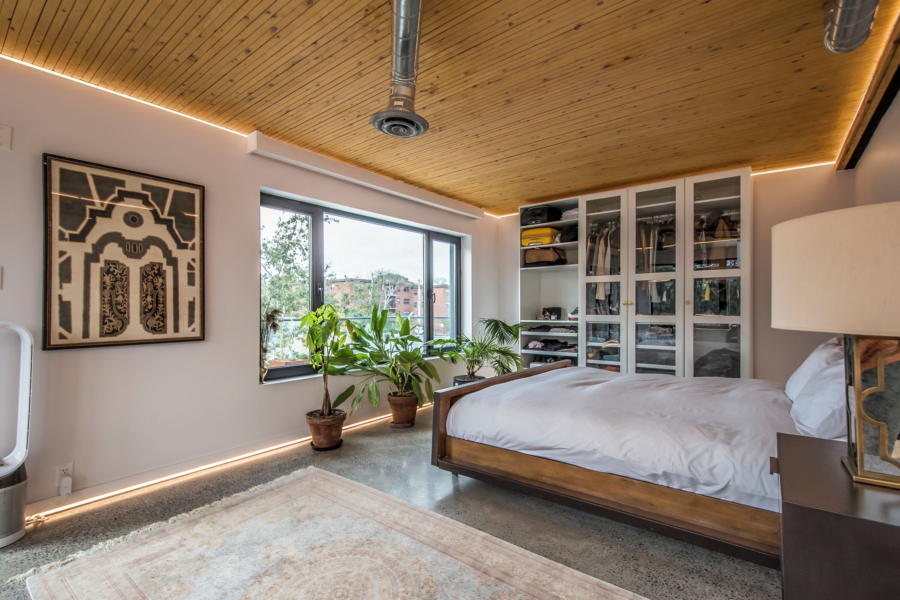 Photo - The Halifax Rooftop - Cozy Spa B&B