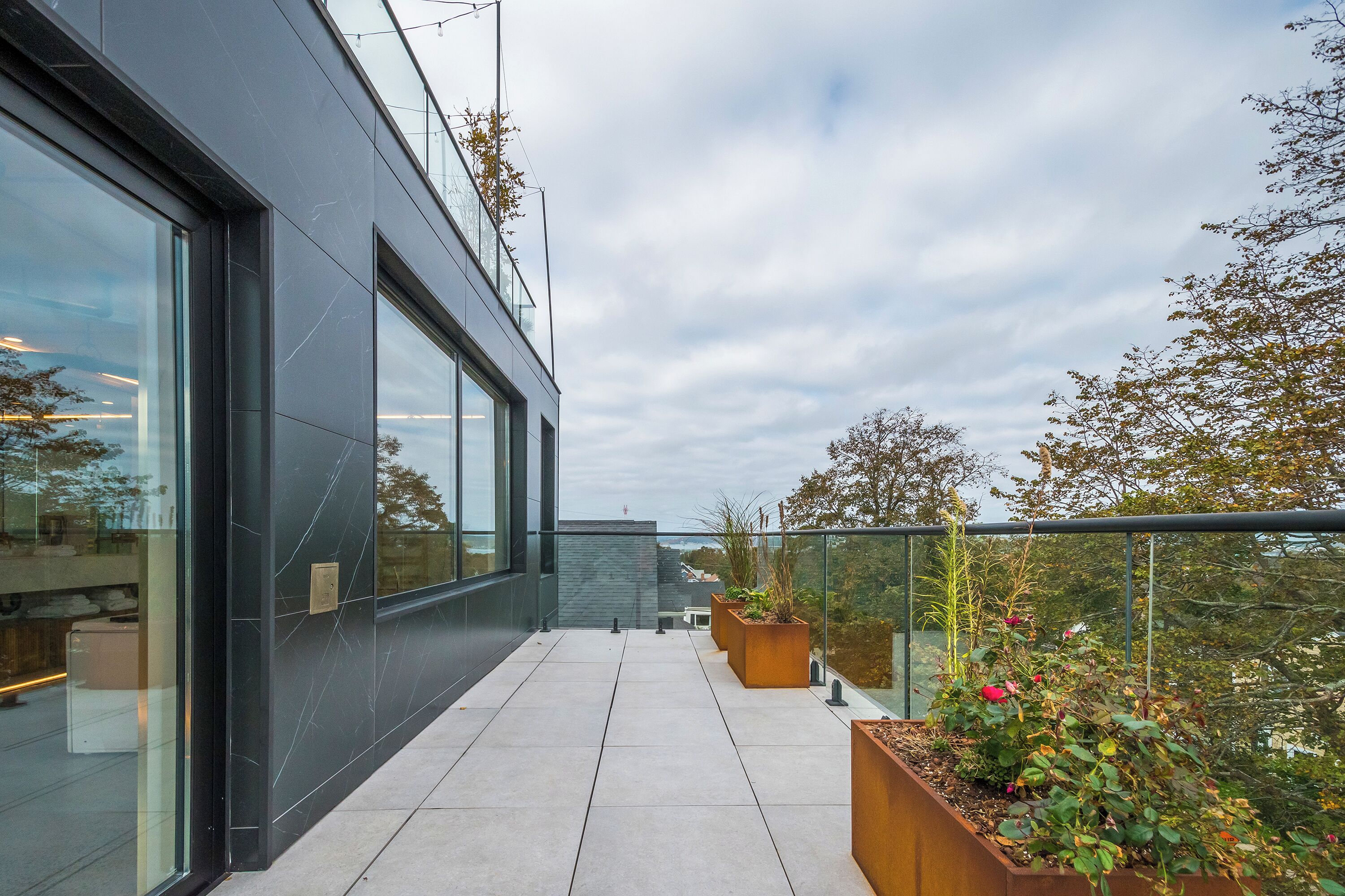 Photo - The Halifax Rooftop - Cozy Spa B&B