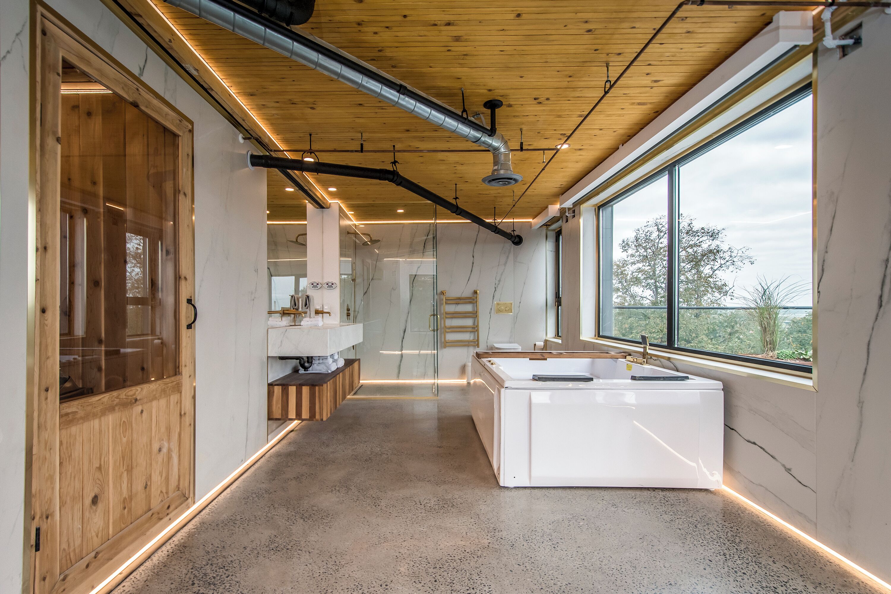 Photo - The Halifax Rooftop - Cozy Spa B&B