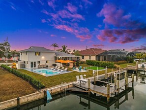 Outdoor pool, a heated pool - Waterfront Villa with Pool, Dock, Hot Tub & Gulf Access (Marco Island)