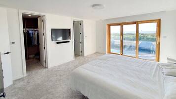 3 Schlafzimmer, Bügeleisen/Bügelbrett, WLAN