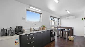 Fridge, microwave, stovetop, electric kettle