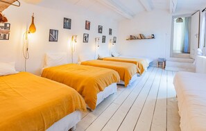 4 dormitorios, cuna de viaje, wifi gratis y ropa de cama