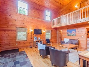 Smart TV - Raven Creek Lodge + Conestoga Room (Sugarloaf Township)