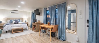 Secluded Tiny Home w/ Fast Wi-Fi in Prime Location