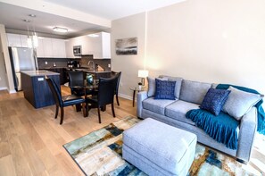 Comfort Apartment, Kitchen | Living area