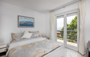 2 chambres, lit parapluie, Wi-Fi gratuit, draps fournis