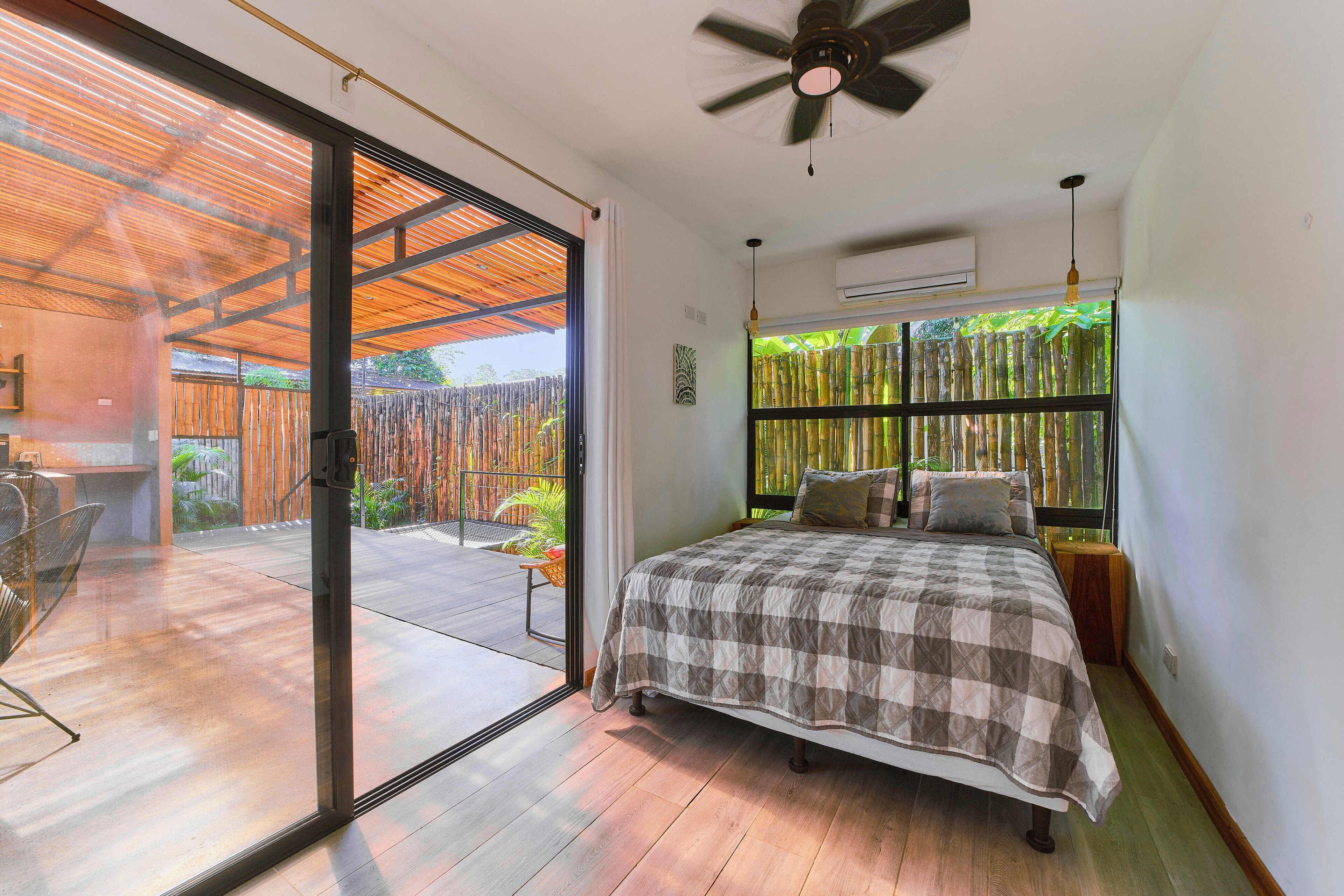 1 bedroom, in-room safe, desk, iron/ironing board