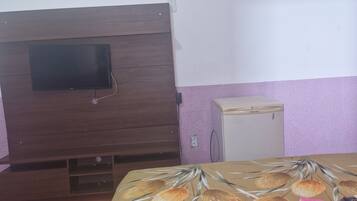 Quarto casal ou duplo família, vista para a cidade | Escrivaninha