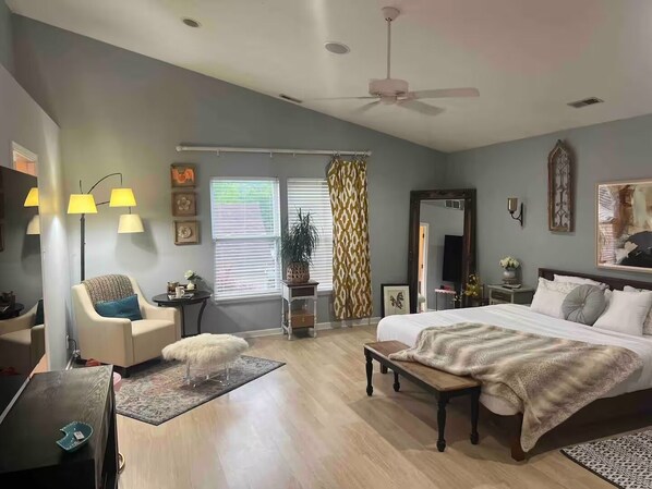 6 chambres, bureau, fer et planche à repasser, Wi-Fi