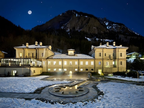Appartement 'Courmayeur 3V21' avec vue sur les montagnes, balcon et Wi-Fi