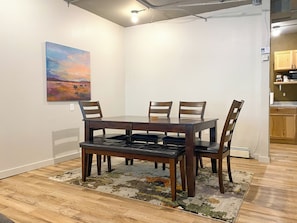 Dining - Modern meets historic charm! Unique stay in historic little town on the prairie  (De Smet)