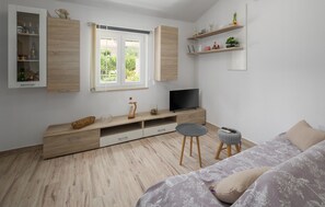 2 室のベッドルーム、旅行用ベビーベッド、WiFi (無料)、ベッドシーツ