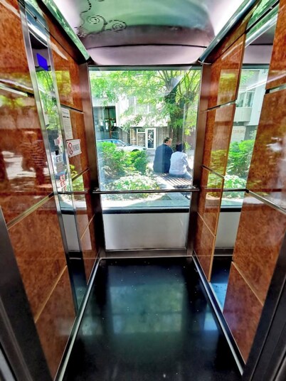 Stylishly Apartment in Central Sofia with parking
