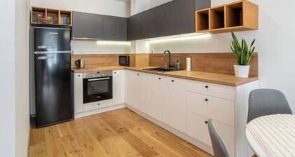 Stylishly Apartment in Central Sofia with parking