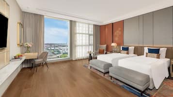 Luxury Twin Room, City View (Grand) | Minibar, in-room safe, desk, soundproofing