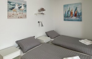 2 soverom, strykejern/-brett, reiseseng for barn og wi-fi (inkludert)