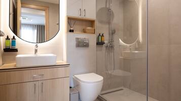 Executive Suite | Bathroom