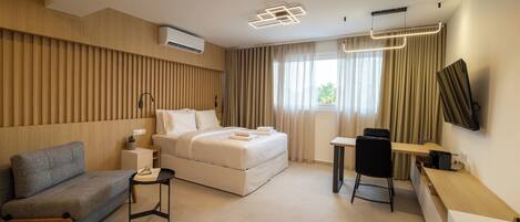 Suite ejecutiva | Ropa de cama de alta calidad, edredón, camas con pillow-top y minibar