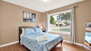 3 bedrooms, iron/ironing board, travel crib, WiFi