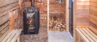 3 bedroom pet friendly home in Tived