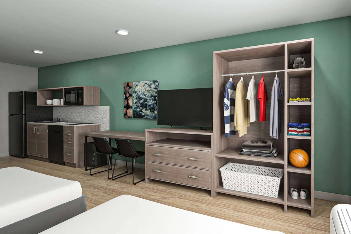 Suite, 2 Katil Ratu (Queen), Non Smoking | Meja, ruang kerja komputer riba, Wi-fi percuma, cadar katil 