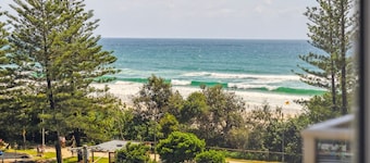 Holiday Haven on Burleigh Beach