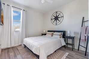 3 間睡房、書桌、熨斗/熨衫板、Wi-Fi