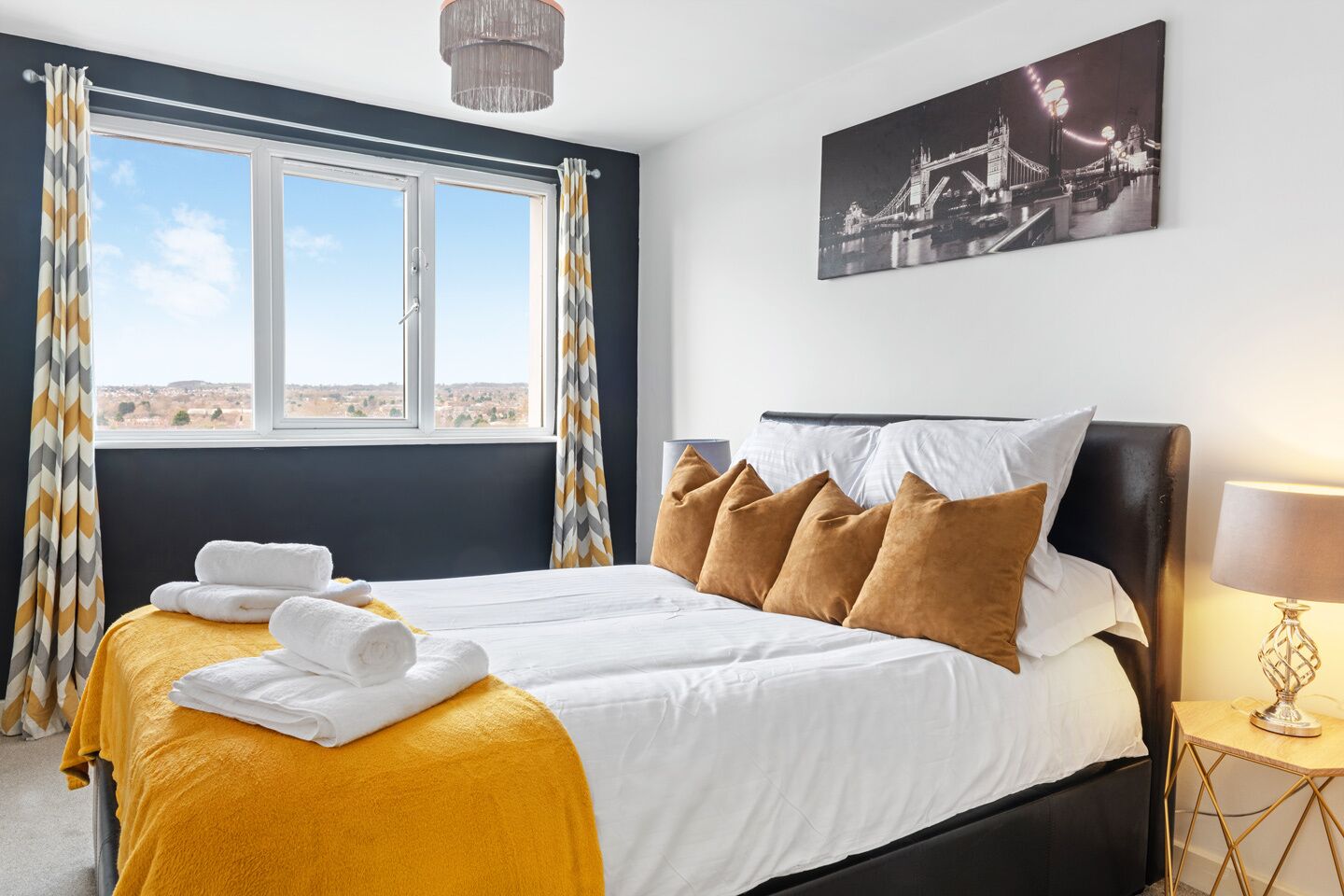 1 多间卧室、熨斗/熨衣板、WiFi、床单