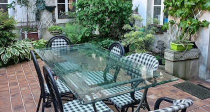 Historic house in the land of Jean de La Fontaine ideal for friends or family