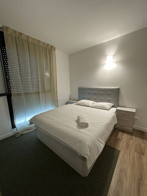 1 bedroom, iron/ironing board, free WiFi, bed sheets
