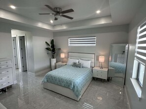 3 bedrooms, desk, iron/ironing board, free WiFi