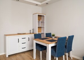 Dining - Racjonalizacji Stylish Apartment (Warszawa)
