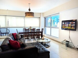 Standard-Apartment, Stadtblick | Wohnbereich