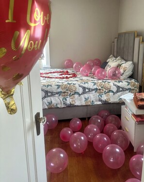 1 bedroom, in-room safe, desk, free WiFi - Cozy 1-bedroom house w/ WiFi. Work, weekend getaway or celebration? Great place (Manchester)