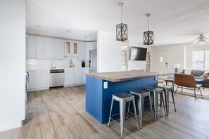 Interior - The Sonora | Old Town Scottsdale | Pool & Hot Tub (Scottsdale)