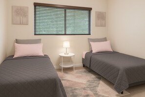 3 bedrooms, free WiFi, bed sheets