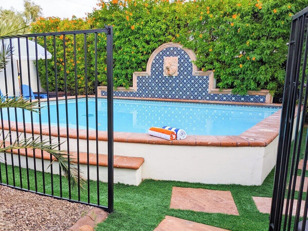 Popular Phoenix Oasis: New Mgmt, Pool, Hot Tub!