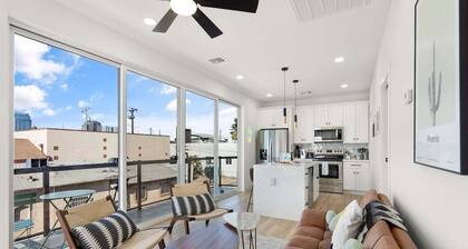 Slam Dunk | Downtown PHX | a few blocks from Chase Field & Suns' stadium