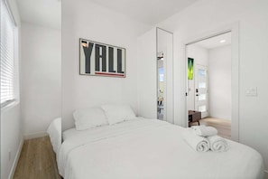 2 bedrooms, iron/ironing board, travel crib, free WiFi