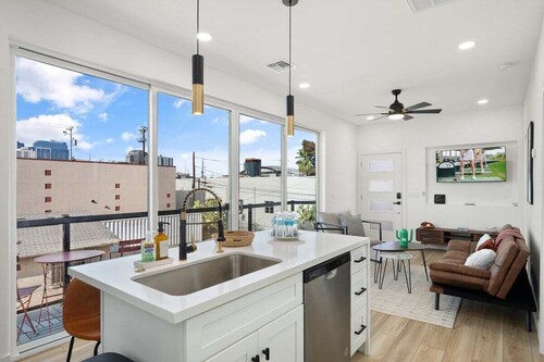 Home Run! Walk to Chase Field | 2BR Summer Stay in Downtown PHX