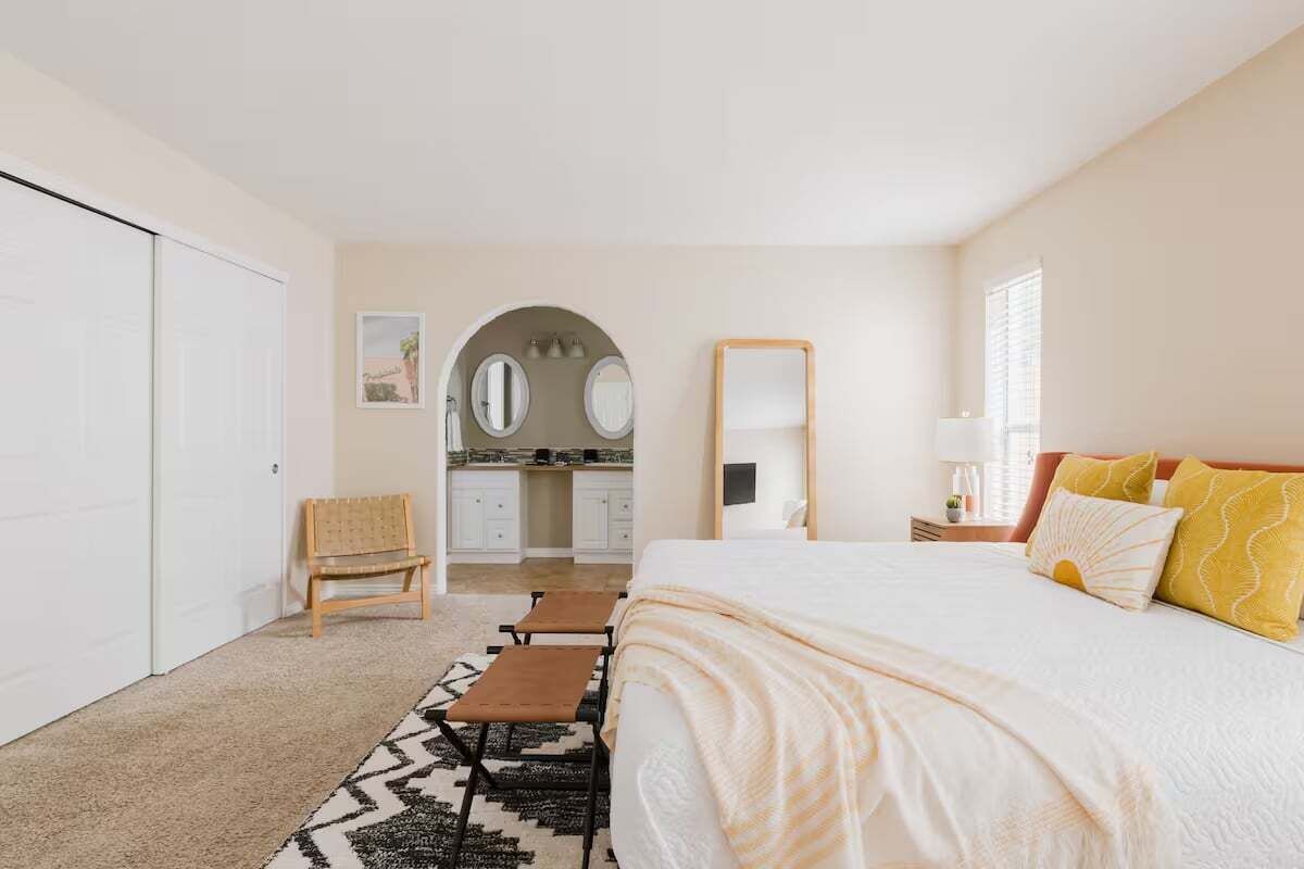 3 bedrooms, free WiFi, bed sheets