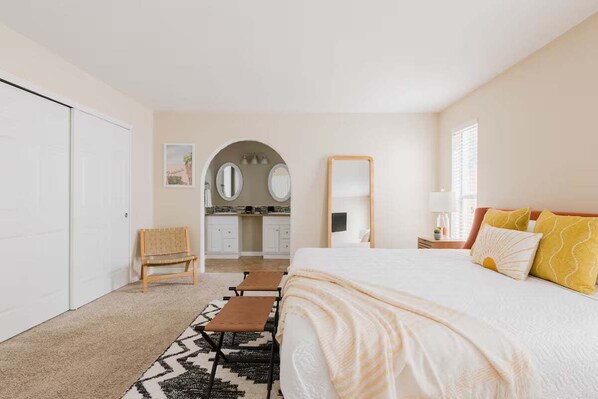 3 bedrooms, free WiFi, bed sheets